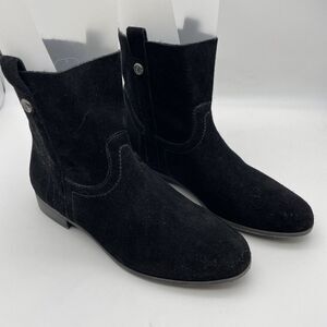 Frye and co. Women's Black Stitched Suede Ankle‎ Booties  7.5.
